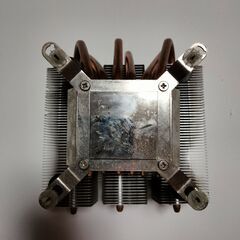 【Intel純正 大型ヒートパイプ式CPUクーラー】ファン欠品 ジャンク扱いの画像