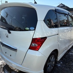 フリードの画像