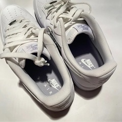 NIKE  エアフォース 1の画像