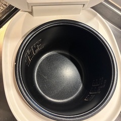 YAMZEN 山善 炊飯器　ホワイトの画像