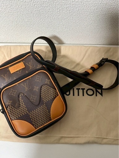 【激レア】ルイ・ヴィトン NIGO コラボ アマゾン