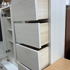 【軽トラック90分無料貸出サービス有】吉川木工　ロータイプ食器棚の画像