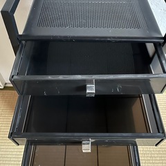 【取り引き中】書類棚　キャビネットの画像