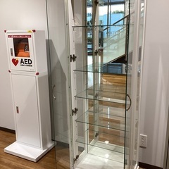 ガラスコレクションキャビネット【町田市再生家具】　252431の画像