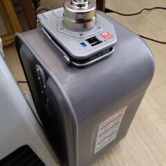 2020年超極上美品　着火7秒　消臭静音　10畳から13畳　高級タイプ　石油ストーブ　ファンヒーター　ストーブ　石油ファンヒーターの画像