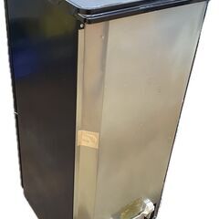 ジ498/ Panasonic パナソニック 138L 冷凍冷蔵庫 NR-BW148C-K 2ドア冷蔵庫 2016年製の画像