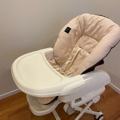 ネムリラ　ハイローチェア　combiの画像