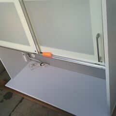 綺麗な2段の収納棚「水屋」高級品の画像