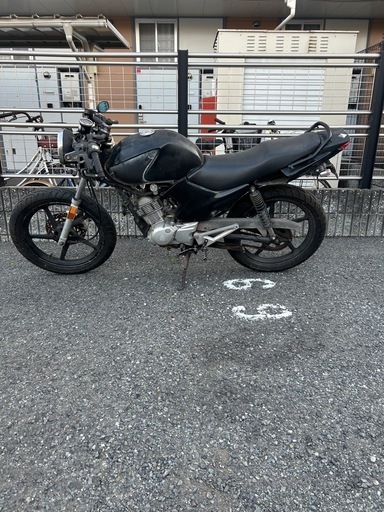 タイヤ新品カフェレーサーYBR125