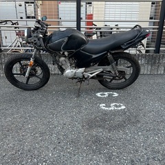 タイヤ新品カフェレーサーYBR125の画像