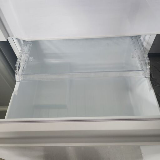  3ドア冷凍冷蔵庫　326L　GR-T33SC（WT）