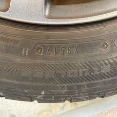 ホイール付きスタッドレスタイヤ165/65R14の画像