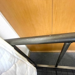 スチールベッド(シングルサイズ)＋マットレスの画像