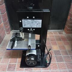 高儀(TAKAGI) RBS-195A 卓上バンドソー【市川行徳店】【店頭取引限定】【中古】管理番号：IT2HIR3LTX52の画像