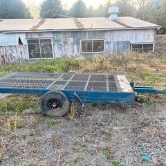 サンワ農業用トレーラー積載重1750kgの画像