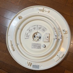 ※11/26まで【カバー割れあり】蛍光灯照明器具の画像