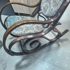 ロッキングチェア　現状品の画像