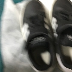 adidas17㎝黒/白の画像