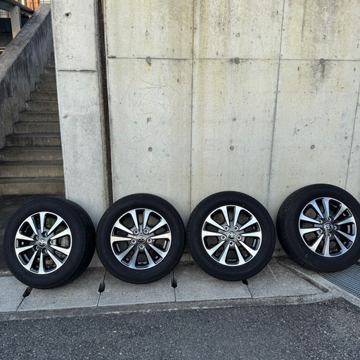 中古●トヨタ 純正ホイール タイヤセット●195/65/R15 エスクァイア ヴォクシー ノア