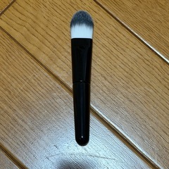 YVES SAINT LAURENT メイクブラシの画像