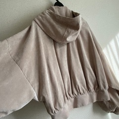 w closet  
コーデュロイジップアップパーカーの画像