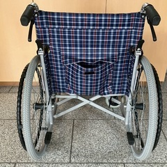 車椅子(コーナン商事)介護用折りたたみ式の画像