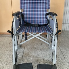 車椅子(コーナン商事)介護用折りたたみ式の画像