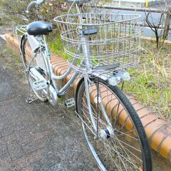 中古自転車 BRIDGESTONE ブリヂストン ママチャリ 自転車 内装5段ギア 27インチ LEDオートライト シルバー 通勤 通学 近所のお出掛けなどにの画像