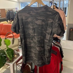 M2511-342 AVIREX　クルーネックTシャツ ミリタリー 迷彩柄 Mサイズ 使用感有りの画像