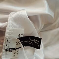 gina七分袖花柄ワンピースの画像