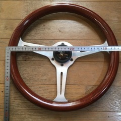 ウッドステアリングの画像