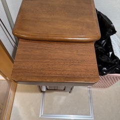 取引中　木製の小さな棚①の画像
