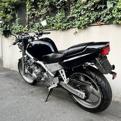 CB-1 車検令和8年３月迄 全塗装済 シート張替済 スペックAフルエキマフラー エンジン好調 57馬力 カムギアトレーン 始動動画有 ( cb400sf )の画像
