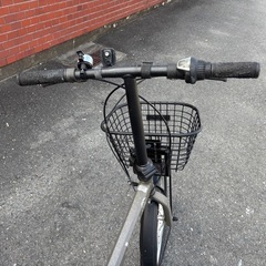 Jeep 折りたたみ自転車 グレーサスペンション付きの画像