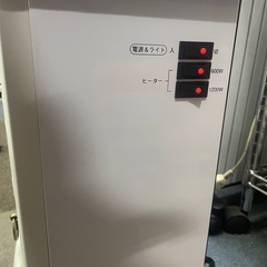 暖炉型ヒーター CH-T1840 2018年製の画像