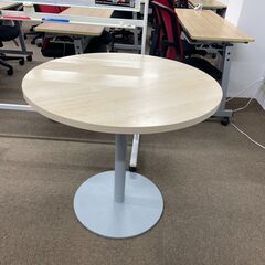 オフィス用テーブルの画像