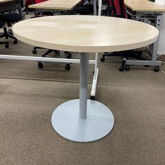 オフィス用テーブルの画像