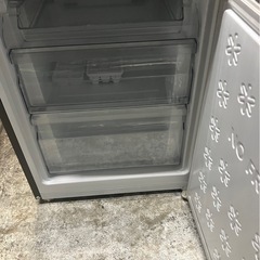 【中古】店長オススメ　2ドア冷蔵庫　ハイアール　148リットル【E1121IK】の画像