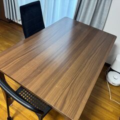【11/27まで！】ダイニングテーブルとダイニングチェア2脚の画像