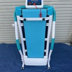 コンパクトタイプの電動ウォーカー（ランニングマシン）の画像