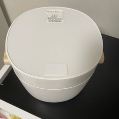炊飯器　4合炊きの画像