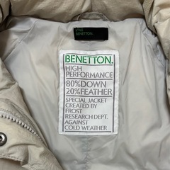 ベネトンダウンジャケット（訳あり）の画像