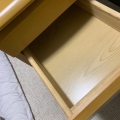 キャスター付き木製棚の画像