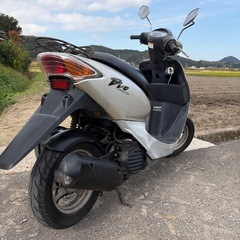 バイク　車体　DIO  綺麗　車両　原付　の画像