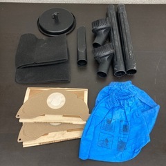 【ジモティー割引で最大15％OFF⭐️】乾湿両用掃除機 EVC-200PCL 20L イーバリューの画像