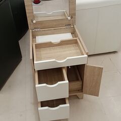 リユースのサカイ栃木店★ジモティ割あり★  ドレッサー ベージュ×ホワイト W39×D40×H49.5 クリーニング済み TC11666の画像