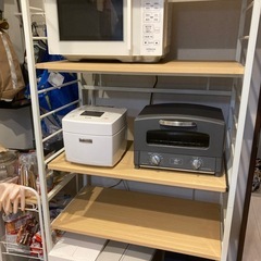 【中古】タンスのゲンで購入 レンジラック レンジ台 大型レンジ対応 スライド棚付き 幅83cm 4段 ゴミ箱 台所 収納 キッチンラック キッチンボード レンジボード ゴミ箱上ラックの画像