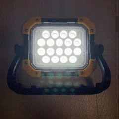 MEIKEE LED 作業灯 ランタン 投光器 200w相当 6000LM 充電式　集魚灯の画像
