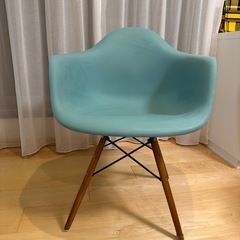 アームシェルチェア（DAW）ダークブラウン脚： リプロダクト イームズ ダイニングチェア 通販 プレミアム アームチェアの画像