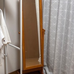 全身鏡の画像
